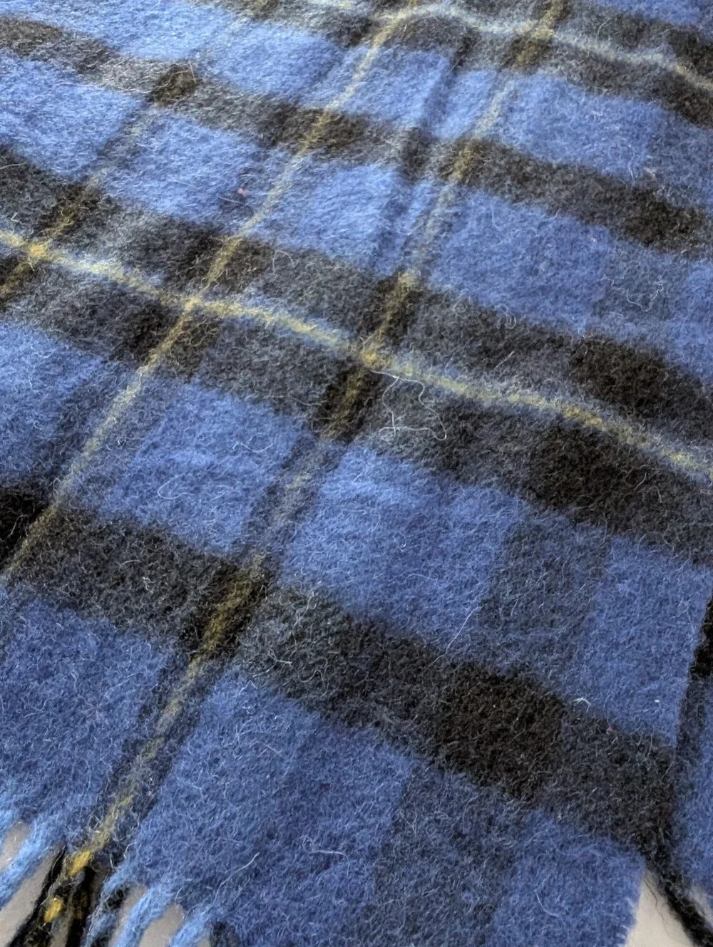VINTAGE Wool Tartan Plaid Scarf Soft Blue Black Yellow Fringe 65